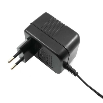 RS PRO 5 W 9V AC Centre Positive AC/AC Adapter Type C with 2.1 x 5.5 x 12 mm Connector 139-1763
