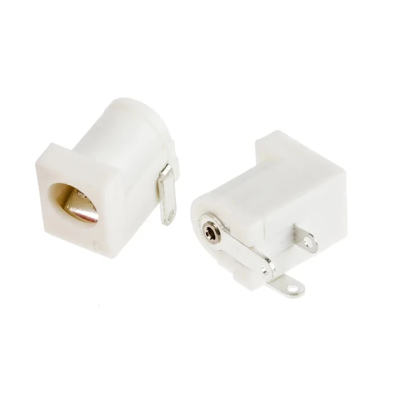 RS PRO Right Angle DC Power Socket Female, 5A, 12V, PCB Mount, Length 14.5mm, Tin Plated 143-8915
