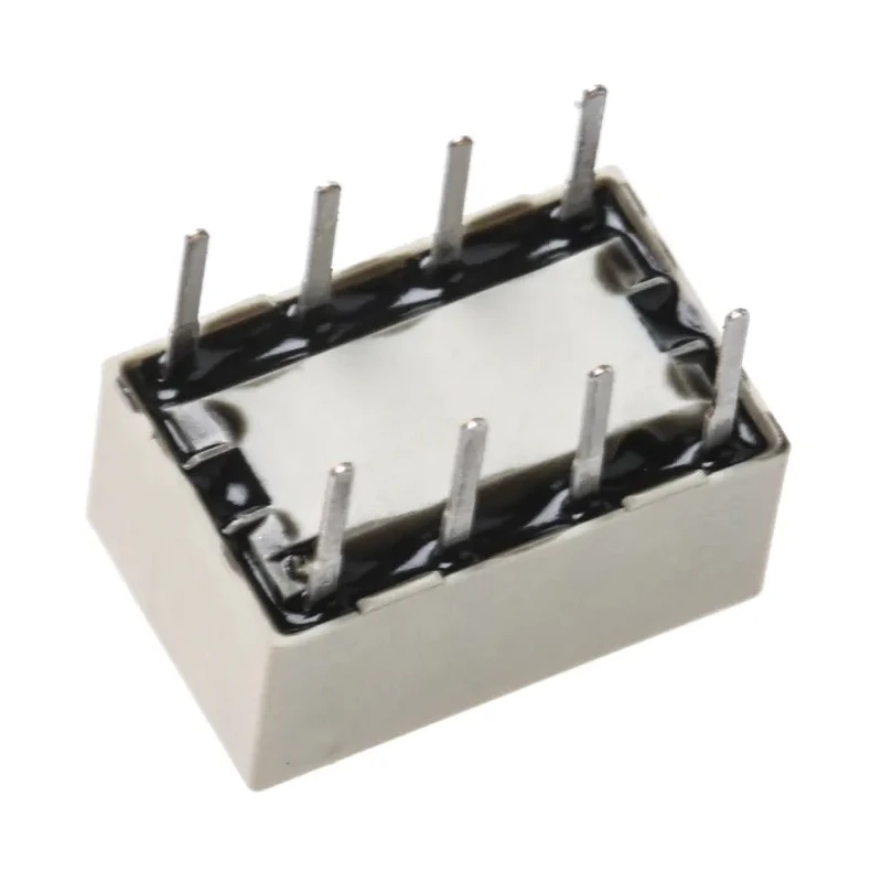 Omron Signal Relay PCB Mount 12V DC Coil, 1A Switching Current, DPDT Contact Configuration G6K-2P 12DC