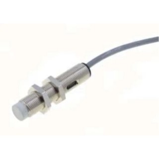 RS PRO Threaded Barrel Capacitive Proximity Sensor 4 mm Detection Range M12 x 1 Thread PNP Output 200mA 30V DC 146-6753