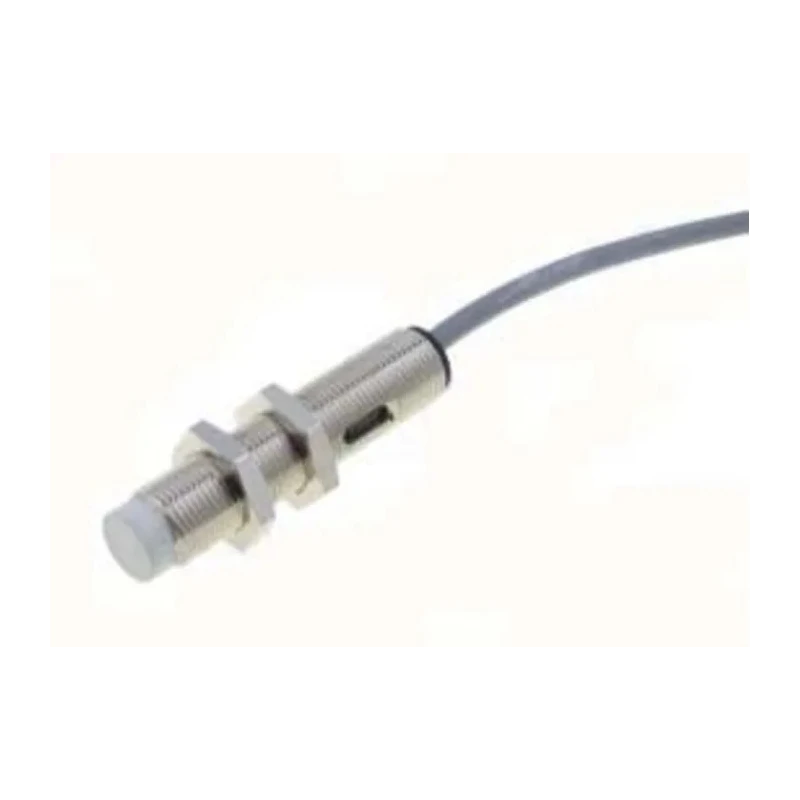 RS PRO Threaded Barrel Capacitive Proximity Sensor 4 mm Detection Range M12 x 1 Thread PNP Output 200mA 30V DC 146-6753