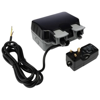 BG Electrical Storm 13A Passive 2 Gang RCD Socket Polycarbonate Surface Switched IP66 Outdoor Use 250V 