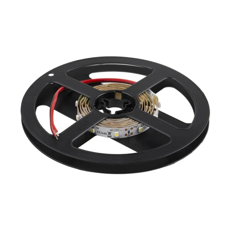 RS PRO 12V White LED Strip, 7000K Colour Temperature, 1 m Length 153-3642