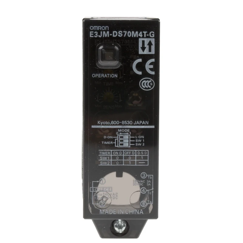 Omron Diffuse Photoelectric Sensor, Block Sensor, 700 mm Detection Range, Relay Output, IP66 Rated, Model E3JM-DS70M4T-G