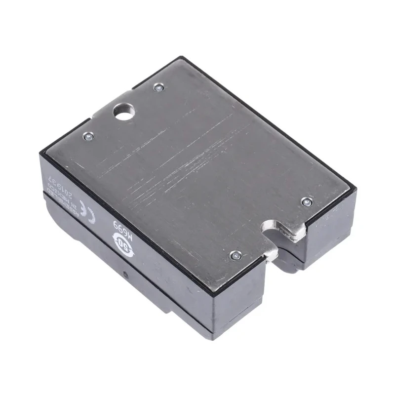 Crydom 1-DC Series Solid State Relay Surface Mount 80A Load Current 100V Load Voltage 3.5-32V Control D1D80