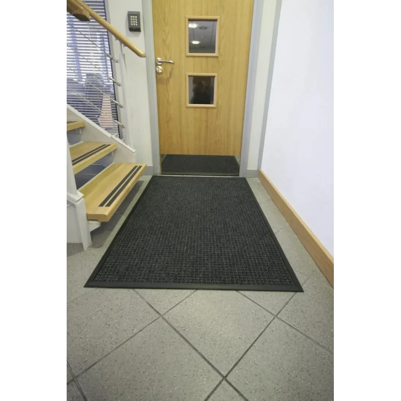 RS PRO Superdry Entrance Mat Waffle Indoor Use Black 600mm x 900mm x 7mm 159-6181