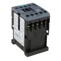 Siemens 3RT2 Contactor, 230V AC Coil, 3-Pole, 7 A, 3 kW Power Rating, 3 NO, 400V AC Contact Voltage 3RT2015-1AP01