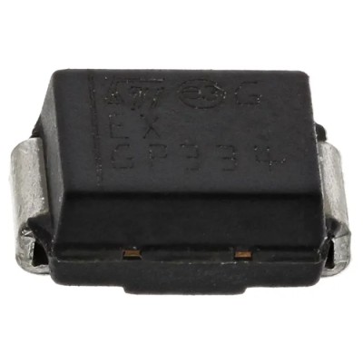 STMicroelectronics Uni-Directional TVS Diode 600W Surface Mount DO-214 2-Pin SM6T39A