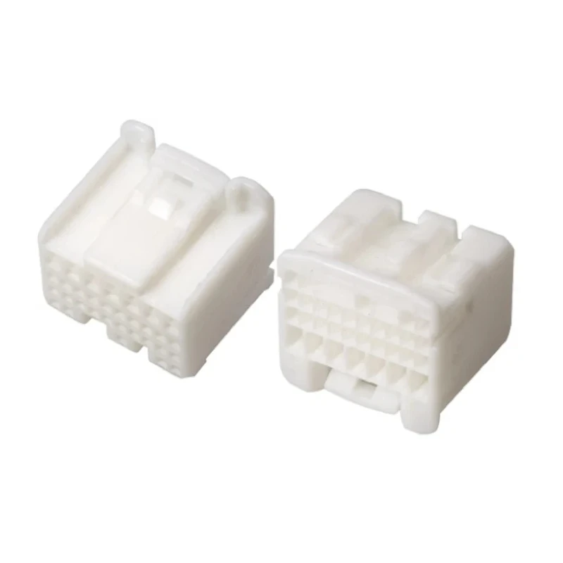 TE Connectivity MULTILOCK 025/040 III Male Connector Housing 2.2 mm Pitch 32 Way 4 Row Straight 1123339-1