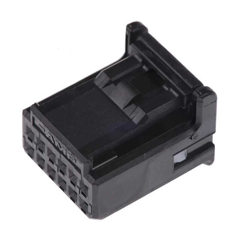 TE Connectivity MULTILOCK 025 Automotive Connector Male Black Cable 12 Way Crimp Termination 1376675-1