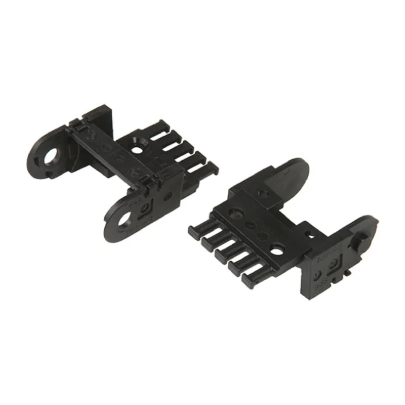 Igus Polymer Cable Trunking Accessory Cable Chain Mounting Bracket 63.5mm Height 37mm Width 15000.050.34pzb