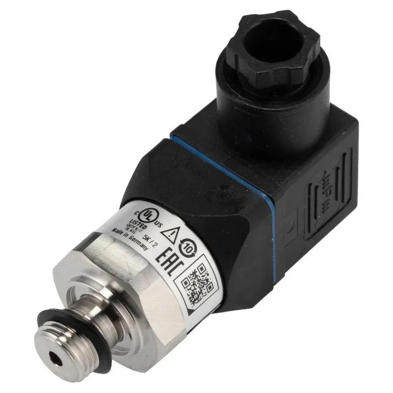 WIKA Compact Pressure Transmitter 0 bar to 1 bar Accuracy 0.25% 4-Pin Terminal IP67 Housing 304 Stainless Steel 12719049