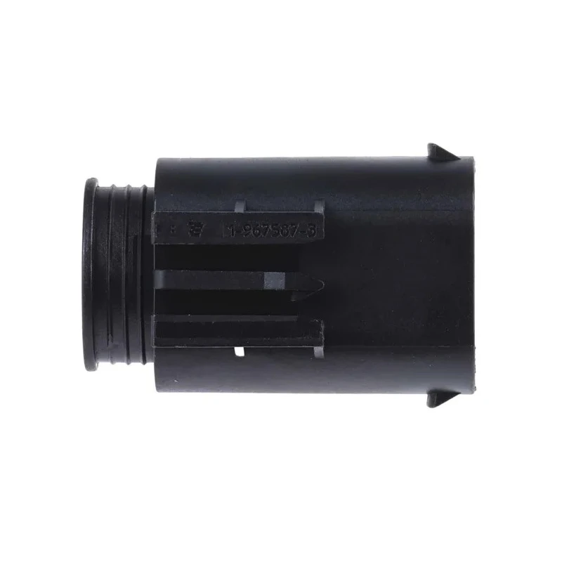 TE Connectivity Micro Quadlok System Automotive Connector Male Natural Cable 6 Way Crimp Termination 1-967587-3