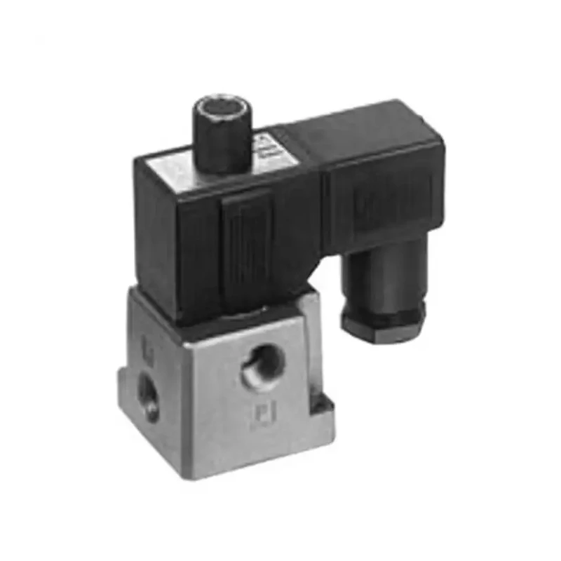 SMC Solenoid Valve 1/4 in Rc Thread, 110V, 6W Power Consumption, 9 Bar Max Pressure VT317