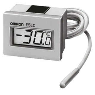 Omron Panel Mount On-Off Temperature Controller 100V to 240V AC LCD Display E5LC