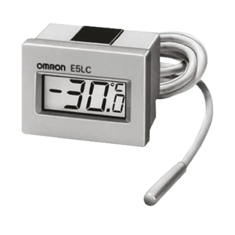 Omron Panel Mount On-Off Temperature Controller 100V to 240V AC LCD Display E5LC