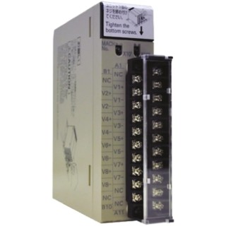 Omron PLC Expansion Module for Use with CS1 Series 5-26 V DC Supply Voltage CS1W-DA Series 