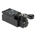 Omron Roller Lever Interlock Switch 1 NO/1 NC, IP67 Polyester Housing, 4A Current 