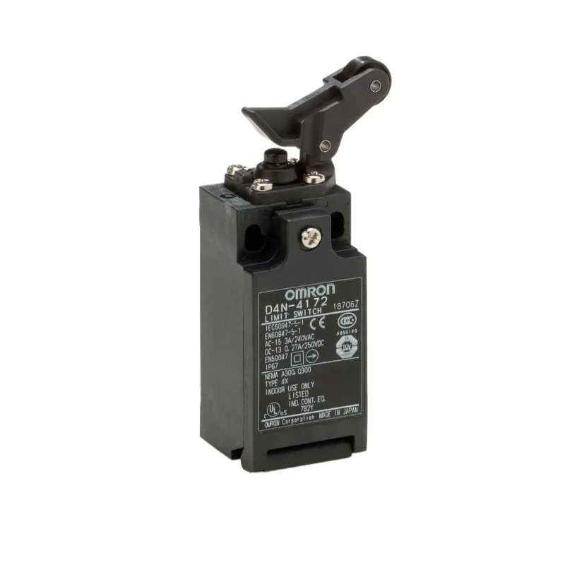 Omron Roller Lever Limit Switch, 1 NO/1 NC, IP67 Plastic Housing, 240V AC, 10A Snap Action 
