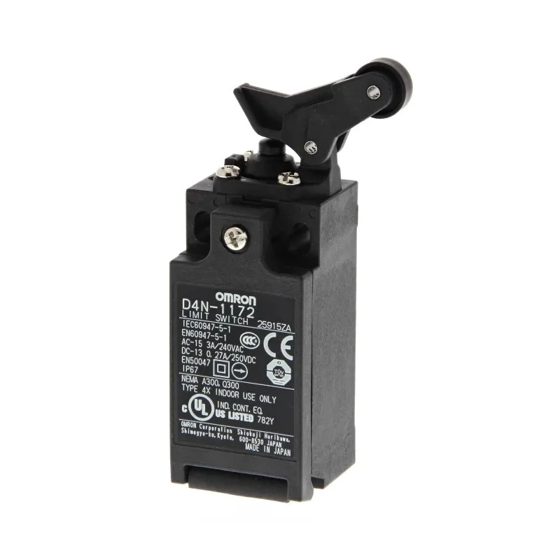 Omron Roller Lever Limit Switch, 1 NO/1 NC, IP67 Plastic Housing, 240V AC, 10A Snap Action 