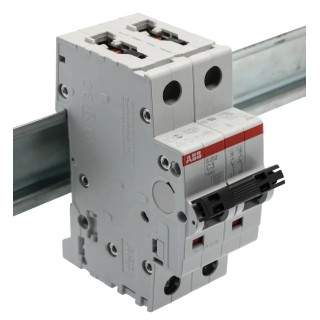 ABB System Pro M Compact S200 Miniature Circuit Breaker, 2-Pole, 3A, Type C, 440V AC, 125V DC, 6 kA 2CDS252001R0034 S202-C3