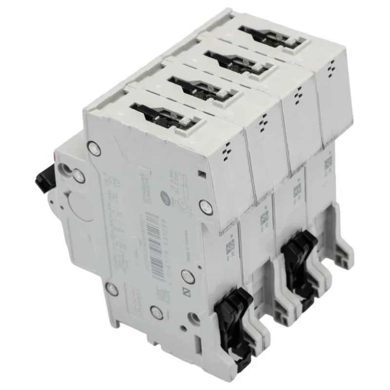 ABB System Pro M Compact S200 Miniature Circuit Breaker, 4-Pole, 20A, Type D, 400V AC, 6 kA 2CDS254001R0201 S204-D20