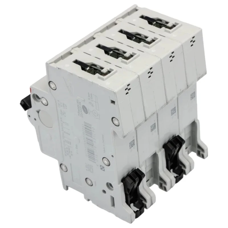ABB System Pro M Compact S200 Miniature Circuit Breaker, 4-Pole, 25A, Type D, 400V AC, 6 kA 2CDS254001R0251 S204-D25