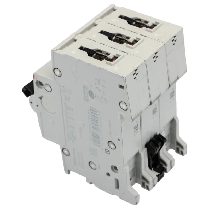 ABB System Pro M Compact Miniature Circuit Breaker 3-Pole 13A Type C 400V AC 12V DC Thermal 2CDS273001R0134 S203M-C13