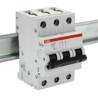 ABB System Pro M Compact S200M Miniature Circuit Breaker, 3-Pole, 63A, Type D, 400V AC, 12V DC 2CDS273001R0631 S203M-D63