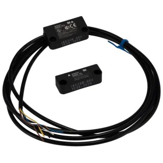 Omron Magnetic Non-Contact Safety Switch Polybutylene Terephthalate Housing 24V dc 3A 15 mm D40A-1C2
