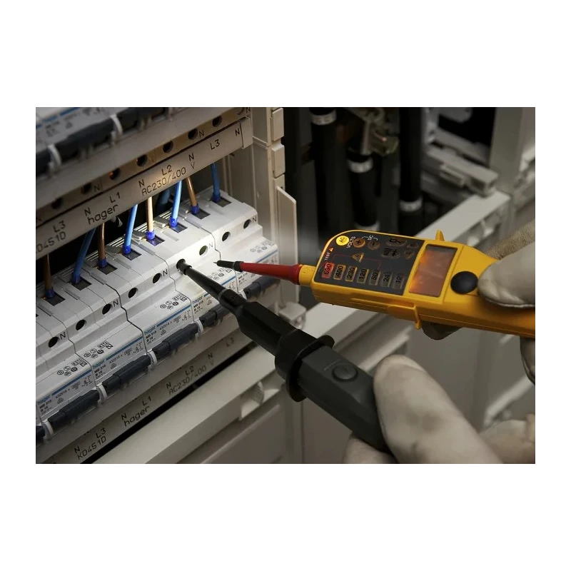 Fluke LCD Voltage Tester 690V AC/DC Continuity Check Battery Powered CAT III CAT IV FLUKE T150