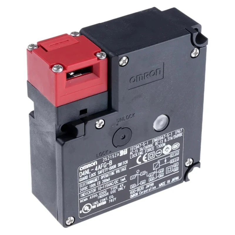 Omron D4NL Series Solenoid Interlock Switch, Power to Lock, 24V DC, IP67, Plastic Housing 