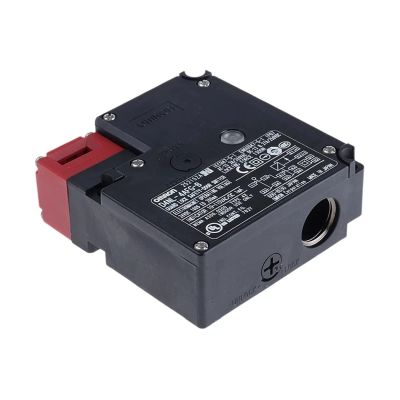 Omron D4NL Series Solenoid Interlock Switch, Power to Lock, 24V DC, IP67, Plastic Housing 