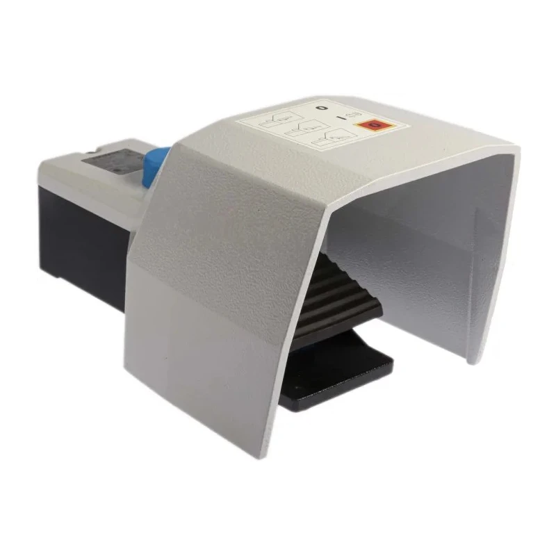 Siemens 2 Step Foot Switch with 2 NO/2 NC Contacts Metal Housing 16A Contact Current 3SE2924-3AA20