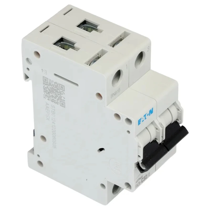 Eaton xEffect Miniature Circuit Breaker, 2-Pole, 32A, Type C, 400V AC, 6 kA Breaking Capacity 239106 FAZ6-C32/2