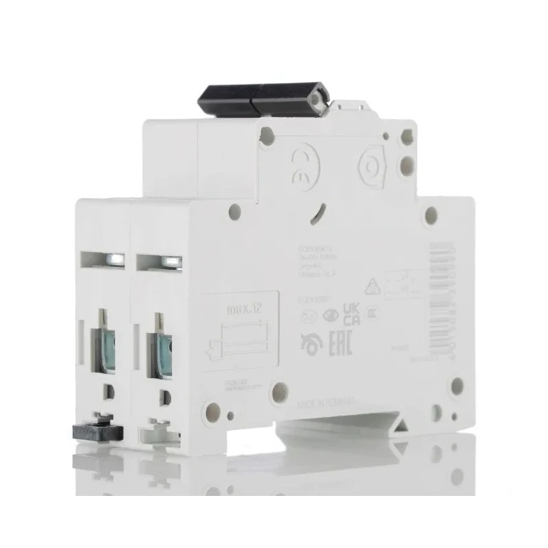 RS PRO xEffect Miniature Circuit Breaker 2-Pole 4A Type C 400V AC 6 kA Breaking Capacity FAZ6