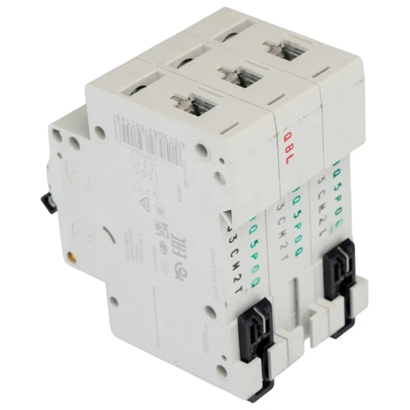 Eaton xEffect Miniature Circuit Breaker, 3-Pole, 63A, Type C, 400V AC, 6 kA Breaking Capacity 239154 FAZ6-C63/3