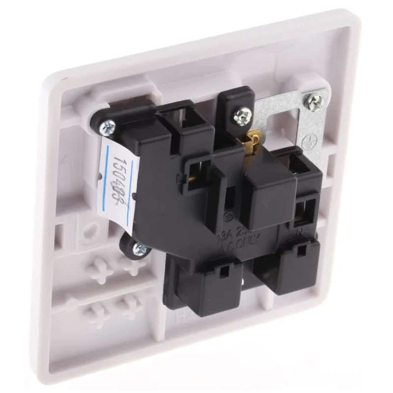 RS PRO 13A White 1 Gang Plug Socket Indoor Flush Mount Type G Rocker Switch 230V 775-8056