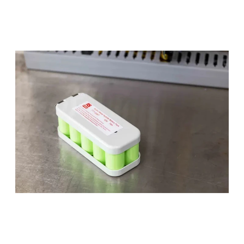 RS PRO 12 V Nickel Metal Hydride Rechargeable Battery Pack 7Ah 10 Cells Tags Termination 777-0387