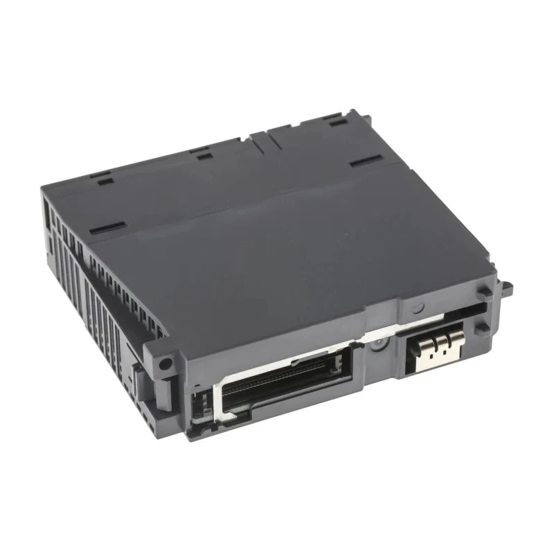 Mitsubishi Electric PLC CPU Q Series, 2048 Inputs, 8192 Outputs, Relay Output, USB Port, Rack Mount Q02UCPU