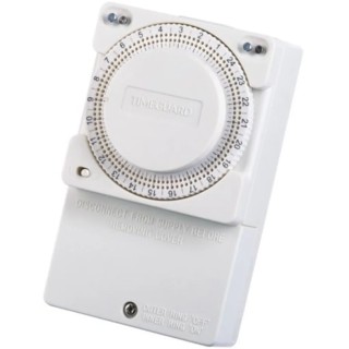 Timeguard Analogue Time Switch 230V ac TS900N
