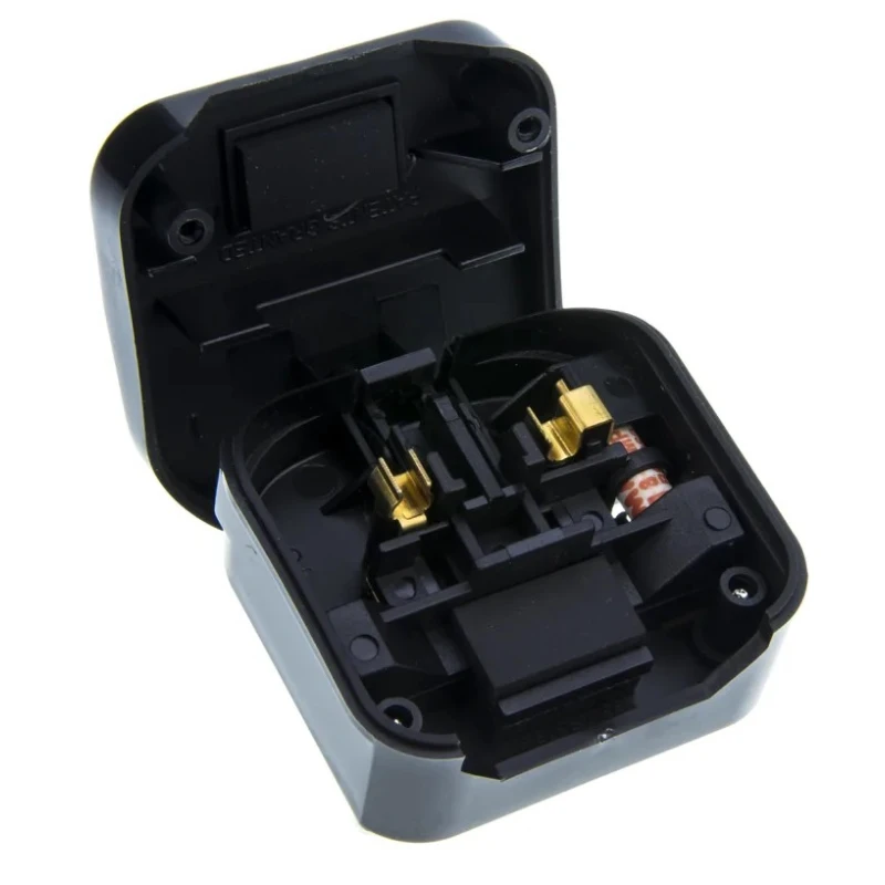 PowerConnections Mains Connector Converter Europe to UK 230V 2.5A Black PCP-B