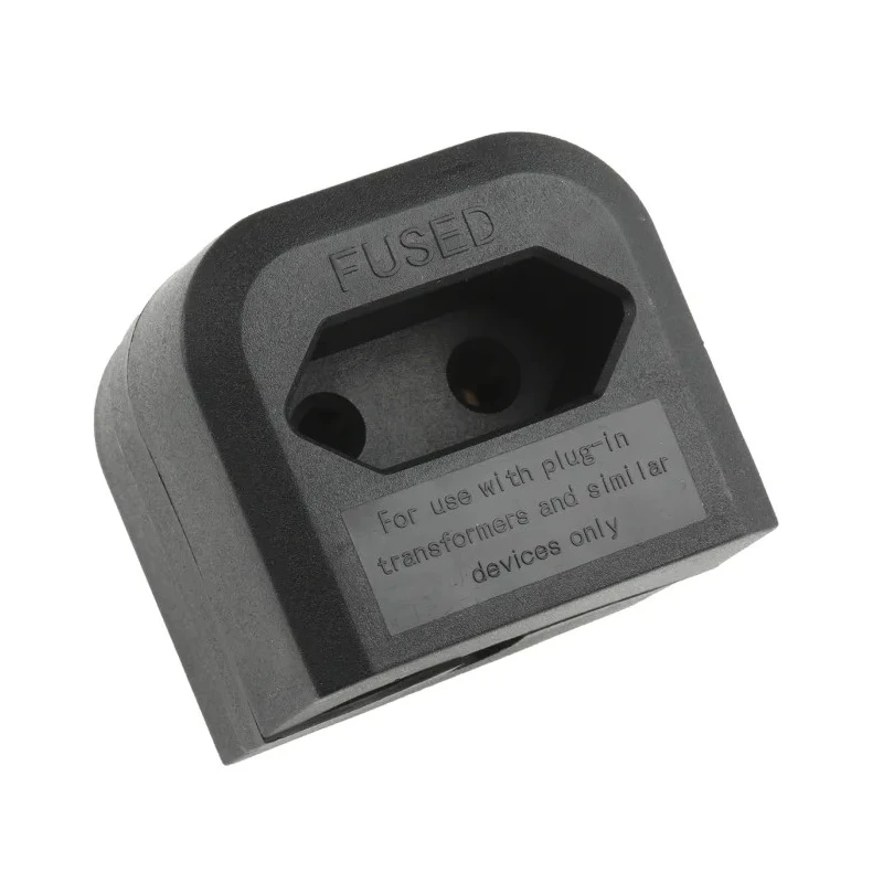PowerConnections Mains Connector Converter Europe to UK 230V 2.5A BCA-BK-3A