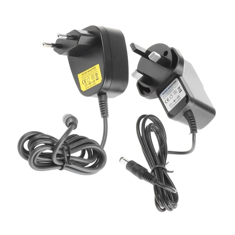 NewLink 4 Port 1 Input 4 Output VGA Splitter, 2048 x 1536 Pixel Resolution, 450 MHz Bandwidth NLKVS-534ADUO