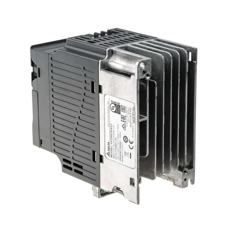 Delta Electronics Inverter Drive 750 W 3 Phase VFD-E Series 460V AC 2.5 A VFD007E43T