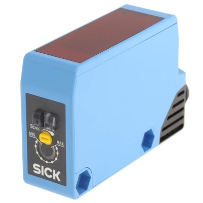 SICK Retroreflective Photoelectric Sensor Block Style 100 mm to 15 m Detection Range PNP Output IP67 WL250-2P2431