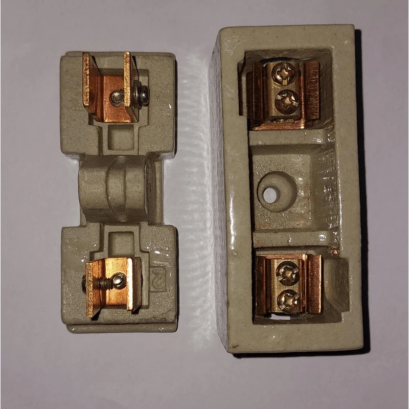 selvo-16-amp-415-volts-porcelain-fuse-unit-kitkat-fuse-gselpfu11020-pack-of-3-56670-2