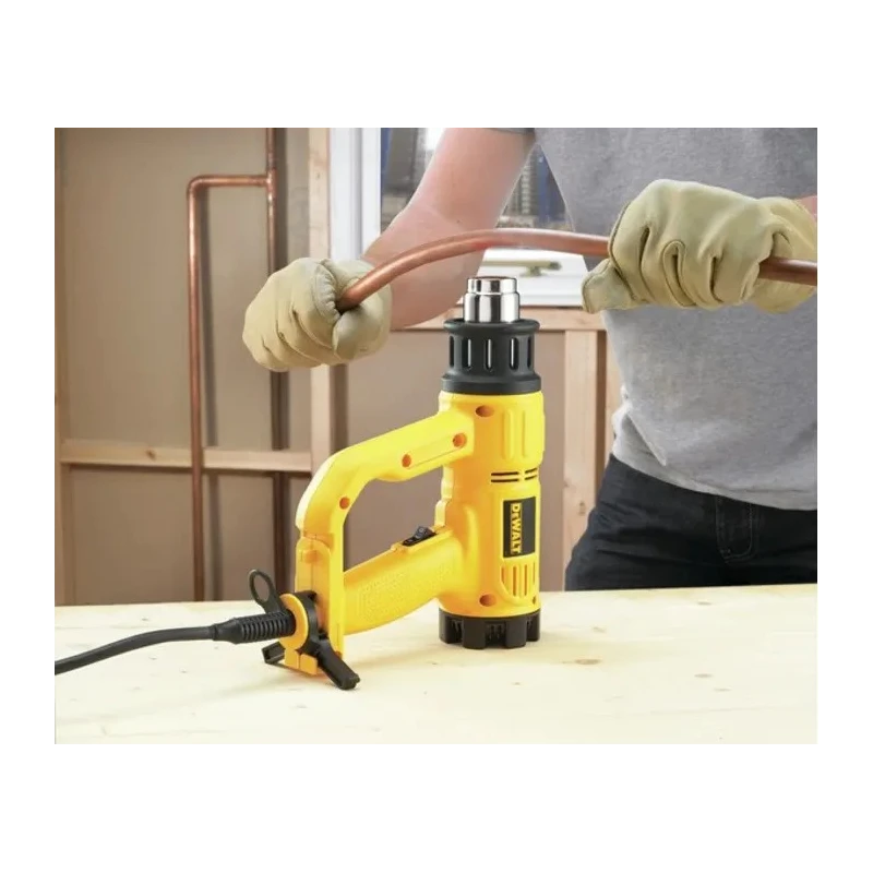 DeWALT Heat Gun Corded 240V 1.8kW Power Rating 600°C Maximum Operating Temperature Type G Plug D26411-GB