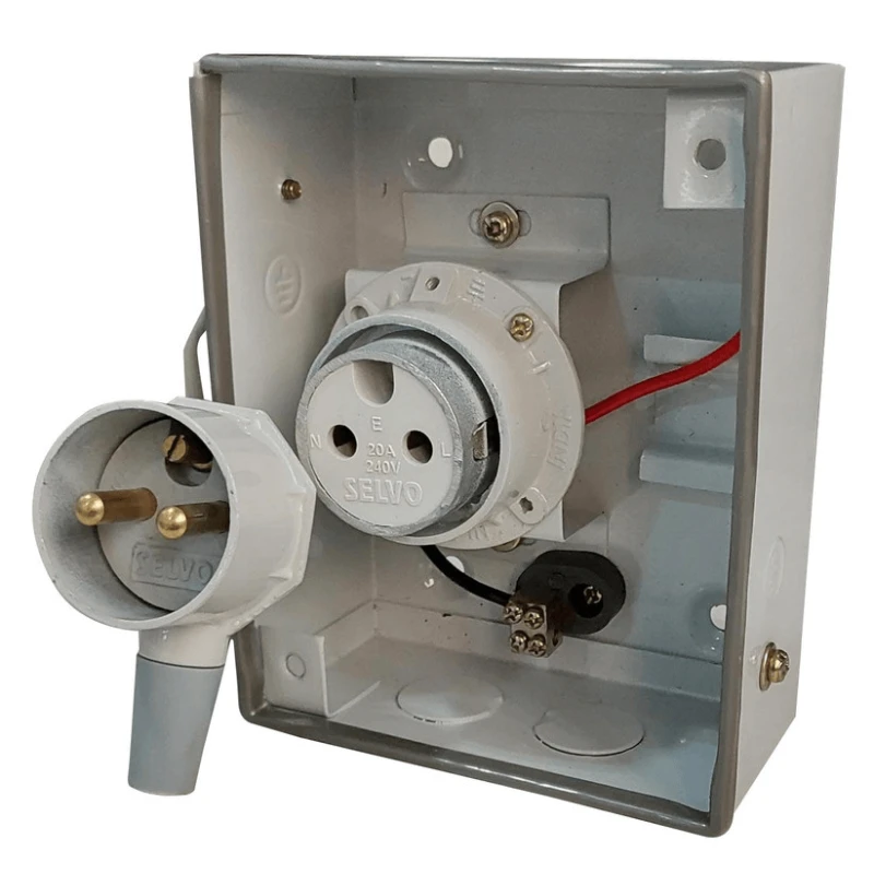  selvo-20-amps-spn-distribution-board-with-two-pin-metal-clad-industrial-plug-and-socket-without-fitted-mcb-gselacd11071-57492-2