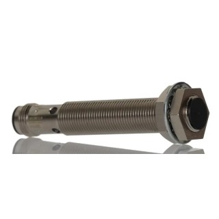 Omron Threaded Barrel Inductive Proximity Sensor M12 PNP 24V DC 4mm Detection 200mA E2B-M12LS04-M1-B1